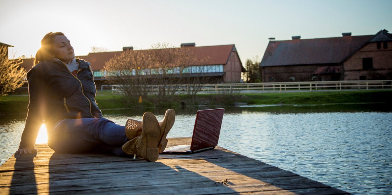 قصر المزرعة شقق الإقامة غرف الاسترخاء في Masuria بولندا